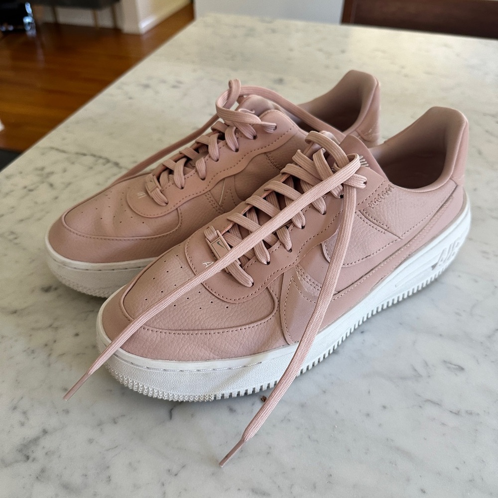 Nike Airforce ones